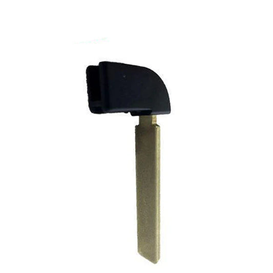 Price Guarantee 2016-2024 Toyota / Emergency Key Blade / TOY51 / PN: 69515-47030 (AFTERMARKET)